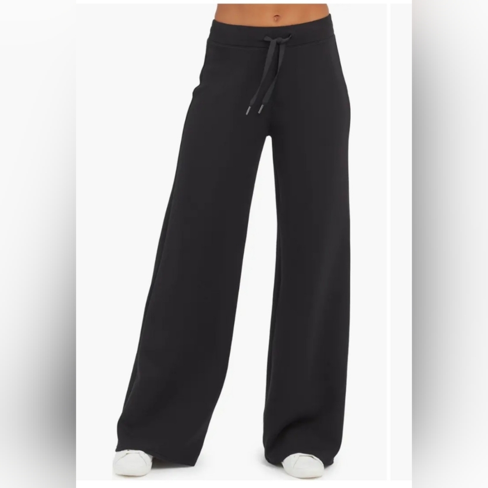 SPANX® AirEssentials Wide Leg Pants